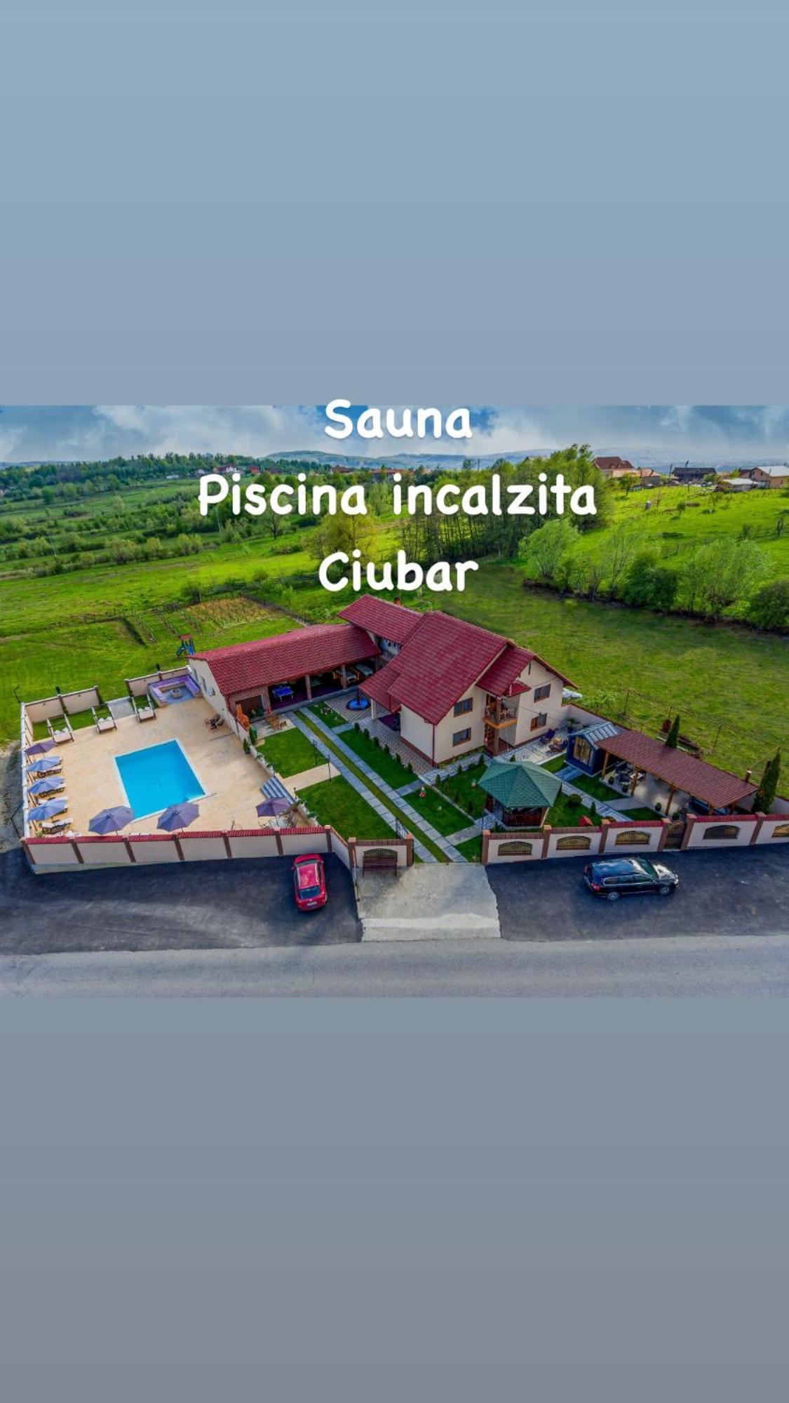Pensiunea Adrian Novaci-Străini Eksteriør bilde
